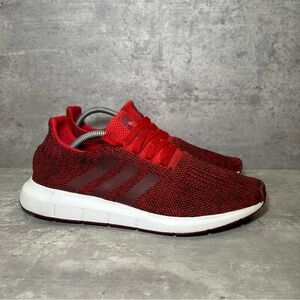 Adidas Swift Run Running Shoes CG4117 Mens sz 11 - red